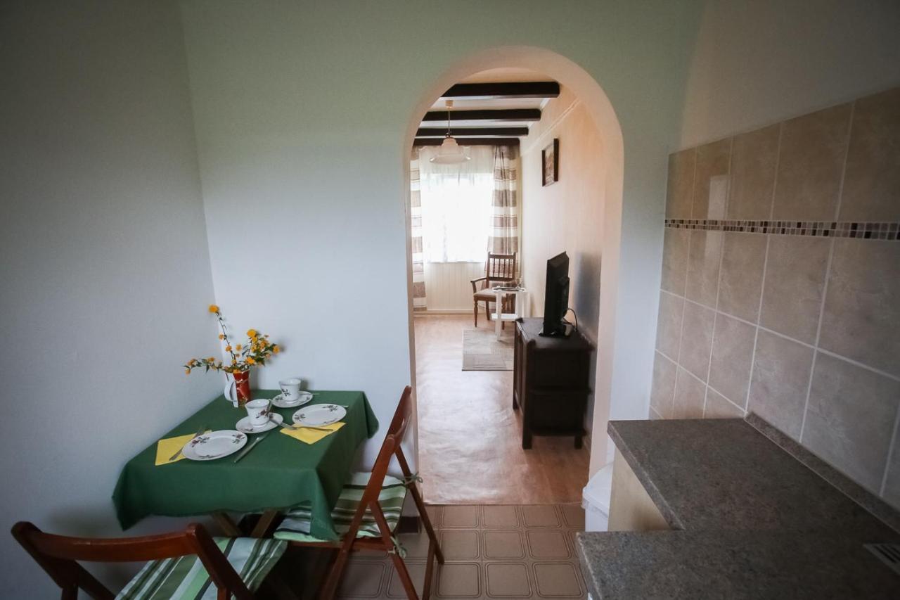 Hellenyi Apartmanok Harkány Екстериор снимка