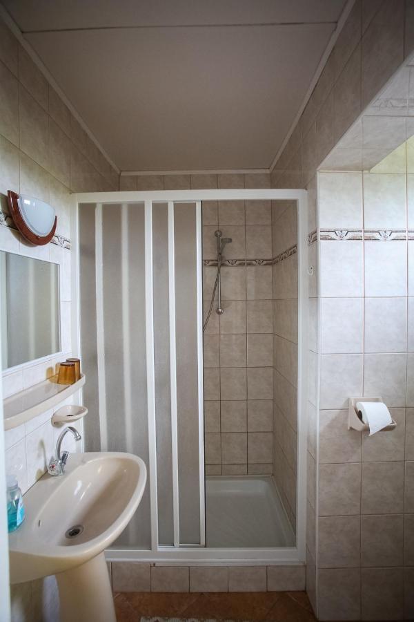 Hellenyi Apartmanok Harkány Екстериор снимка